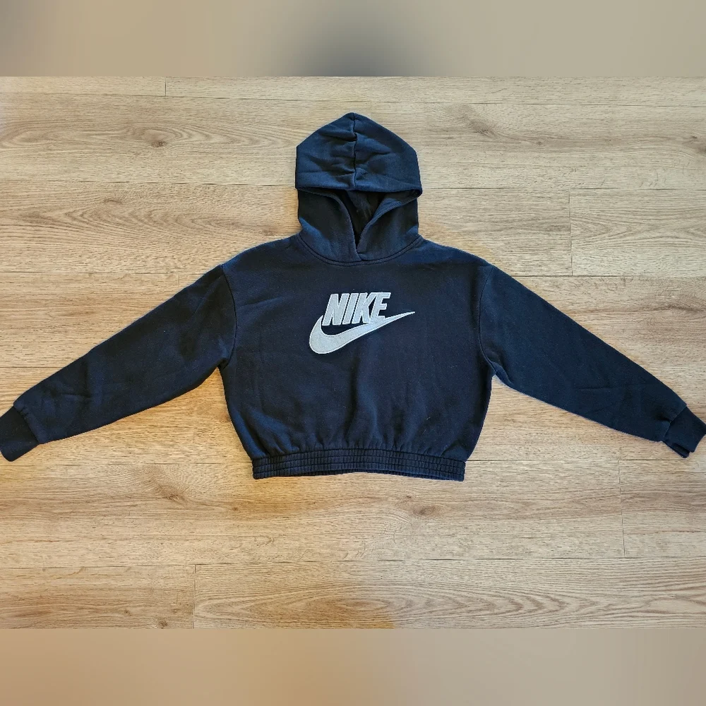Cropped Nike Black Hoodie, Size Small